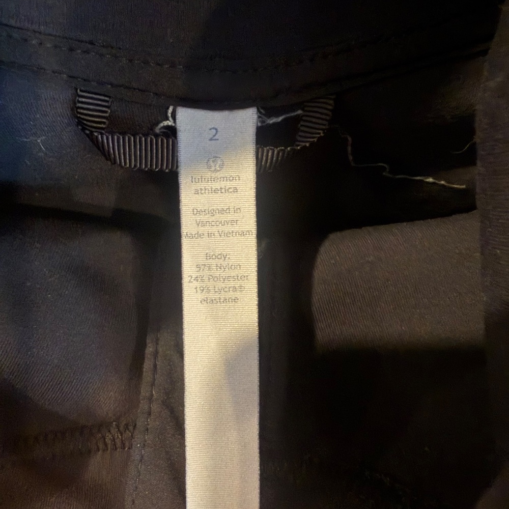 Lululemon Jacket - Picture 2 of 4